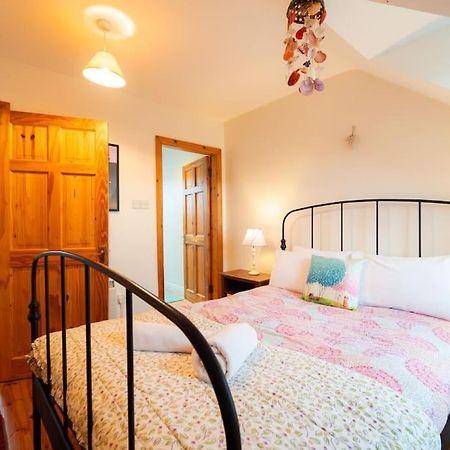 Orchard Cottage Дингл Экстерьер фото